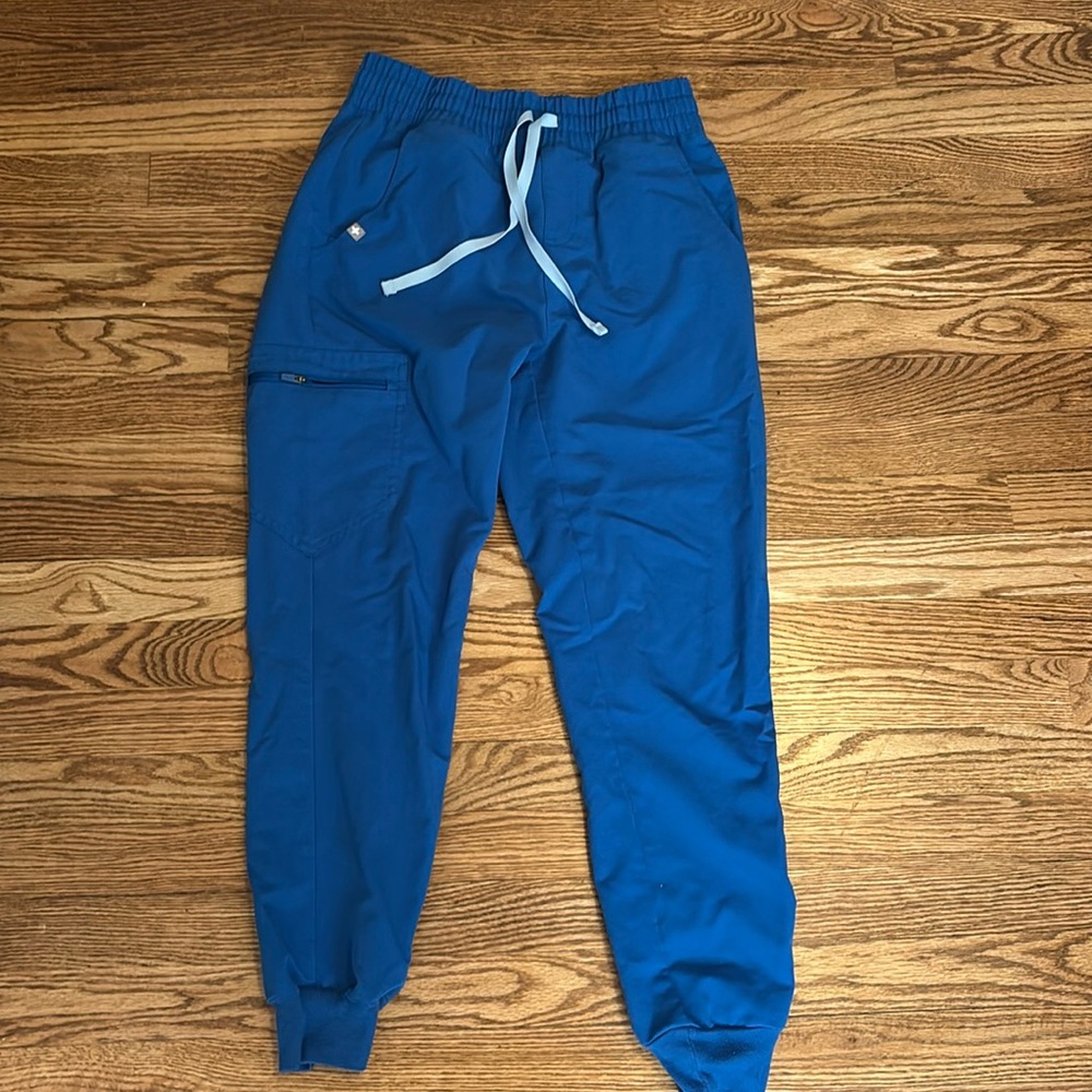 Barely worn fig pants